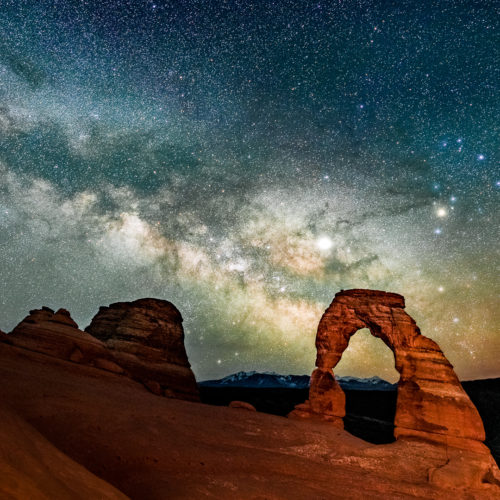 Photo of the Day – Milky Way Rising Over Delicate Arch
