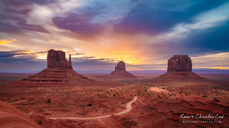 Photo of the Day – Monument Valley Sunrise